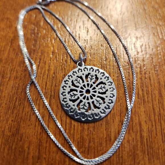 Silver-plated necklace with pendant - Picture 3 of 5